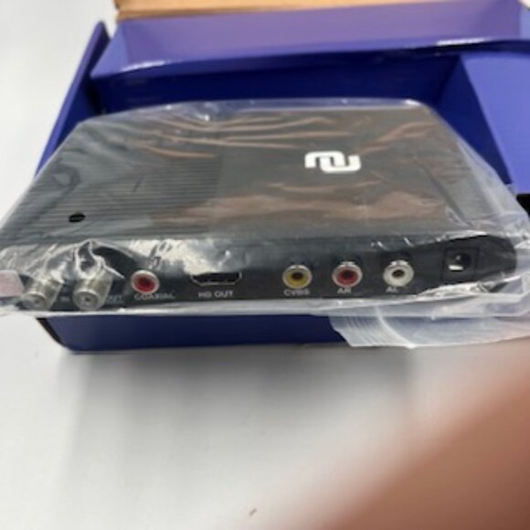 NEW. Nunet ATSC TV Converter Box With HD Antenna - Picture 3 of 8